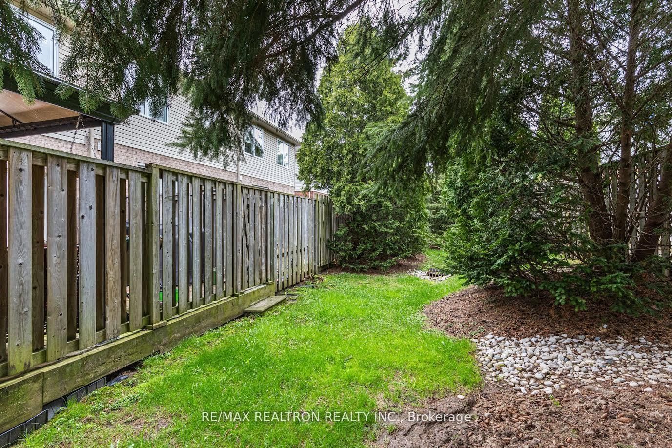81 Valridge Drive • #35 • Hamilton, ON photo 20