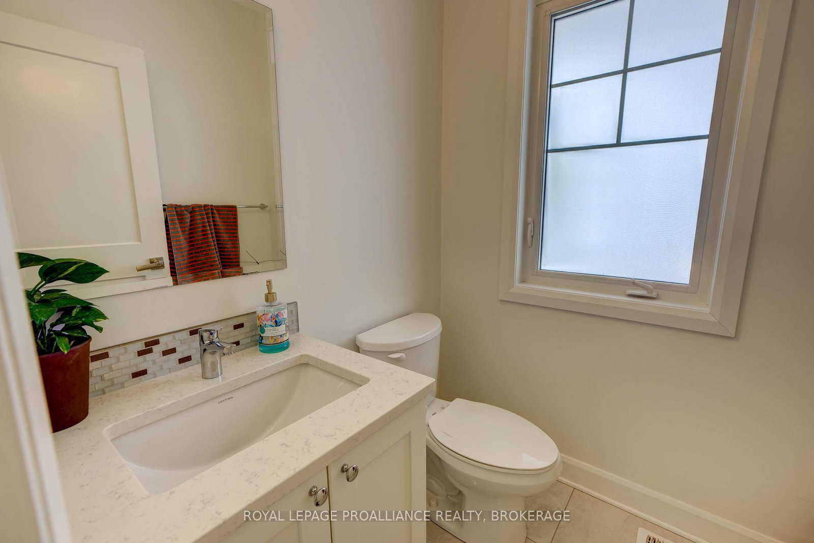 1369 Andersen Drive • Kingston, ON photo 10