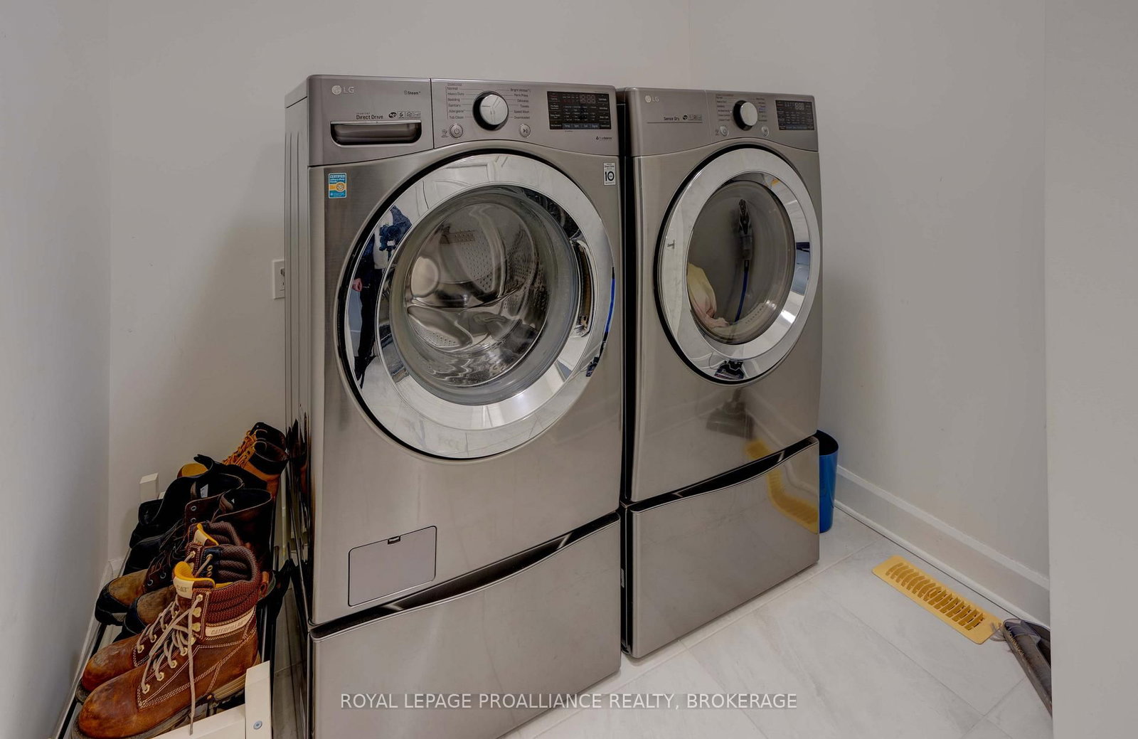1369 Andersen Drive • Kingston, ON photo 22