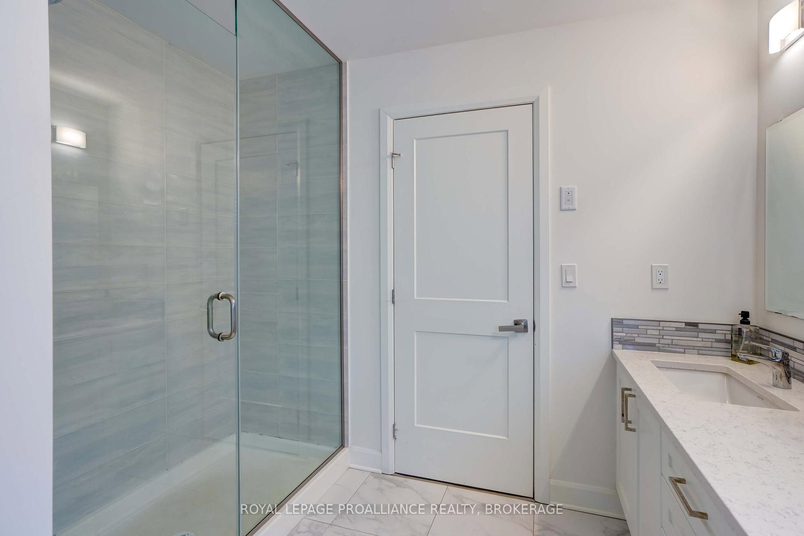 1369 Andersen Drive • Kingston, ON photo 31
