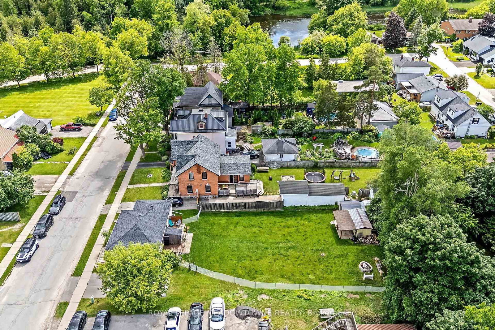 3 Church Boulevard • Erin, ON photo 33