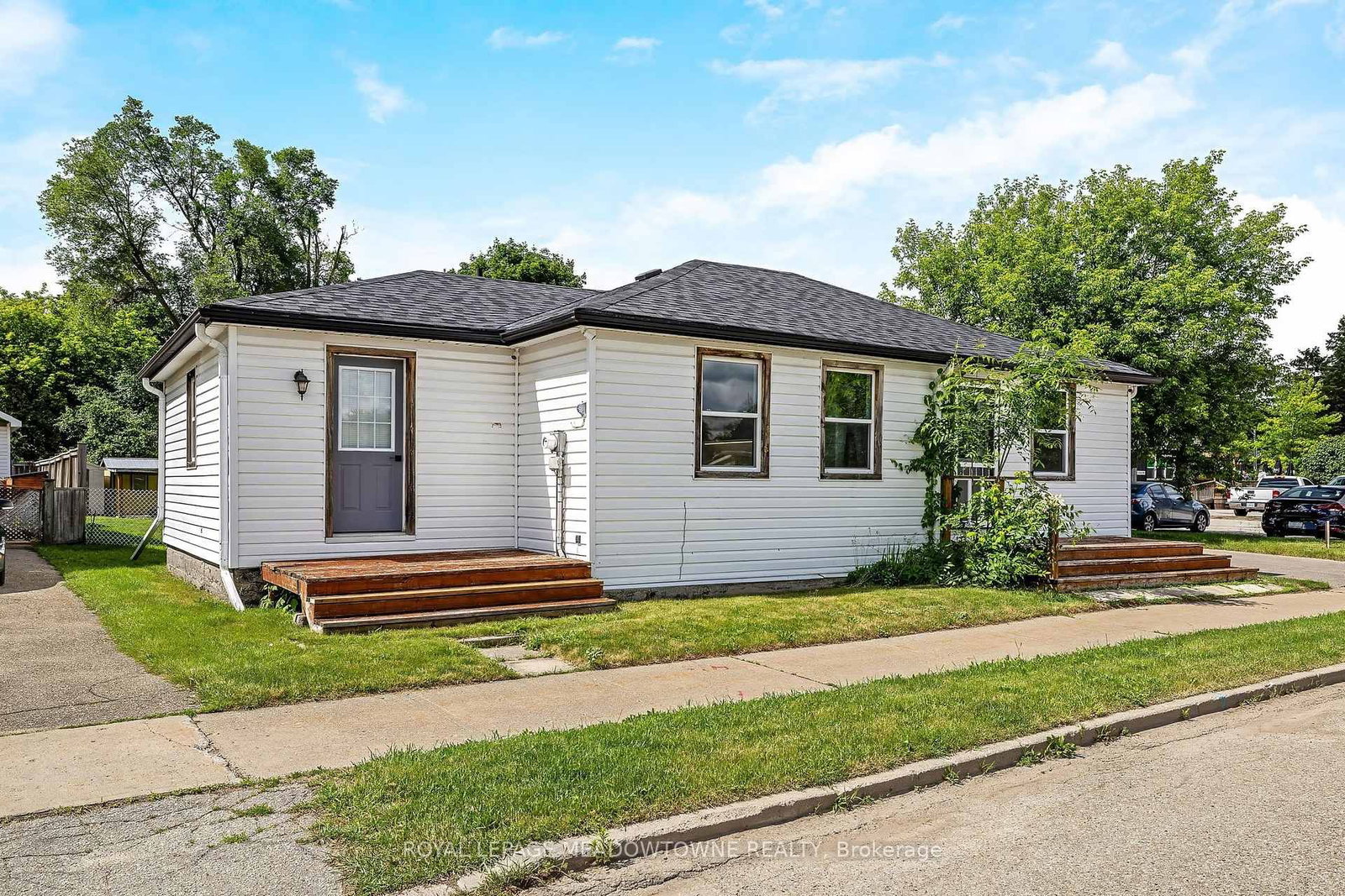 3 Church Boulevard • Erin, ON photo 4