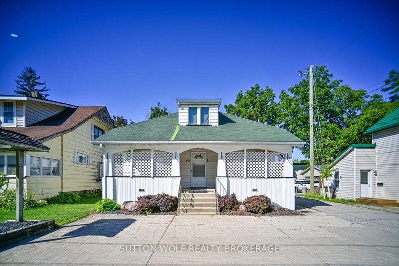 40 Caradoc Street N
