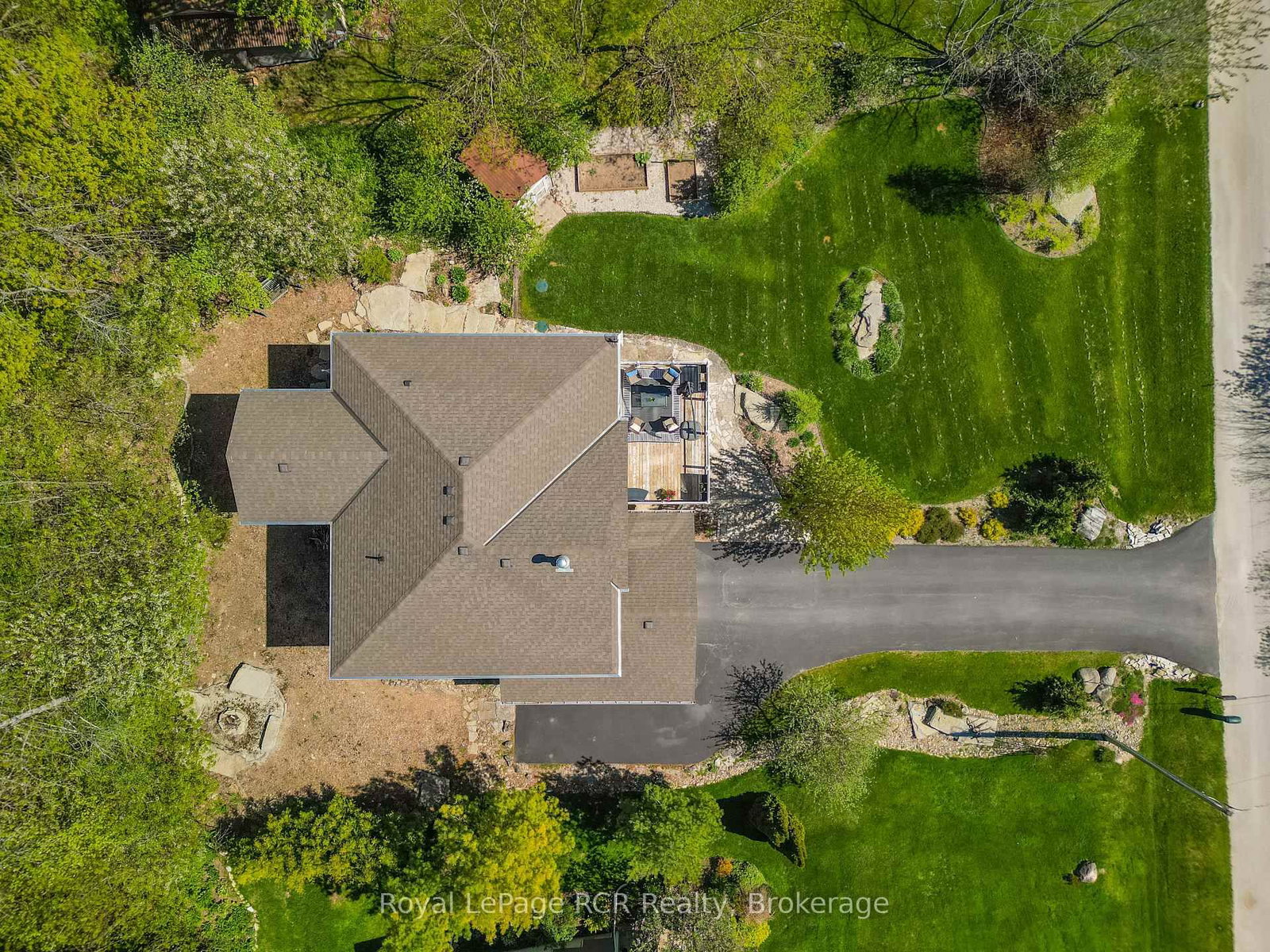 154 MacIntosh Drive • Georgian Bluffs, ON photo 38