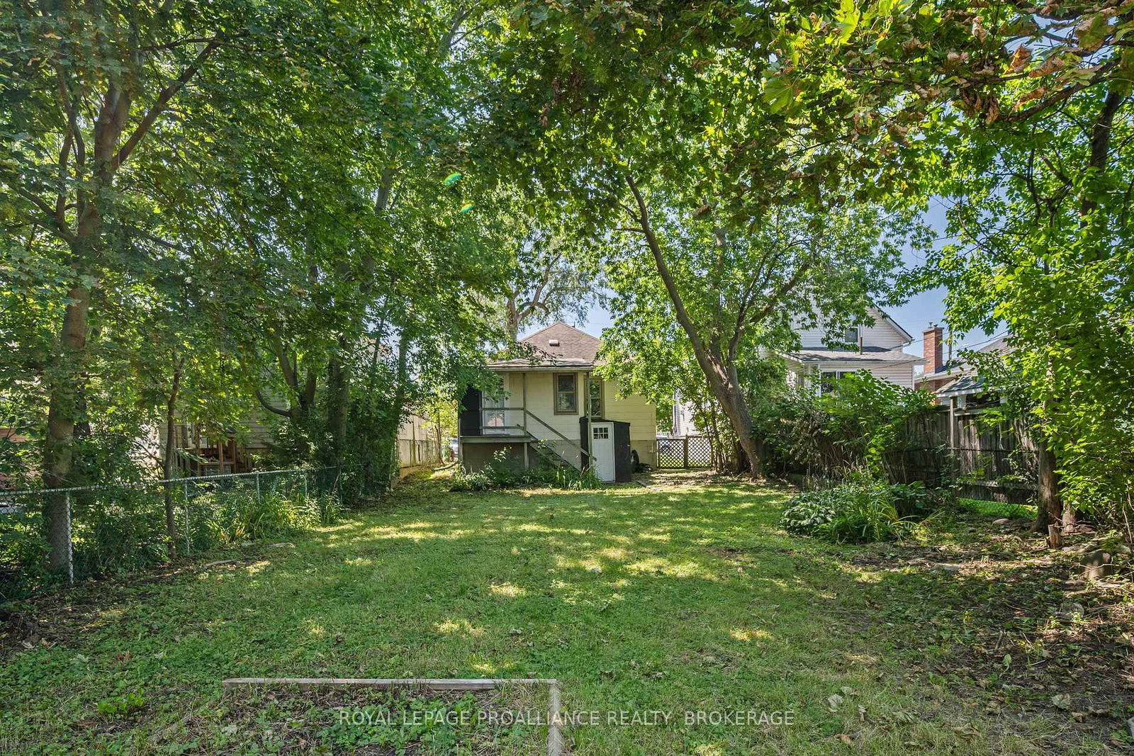 Listing Image 33