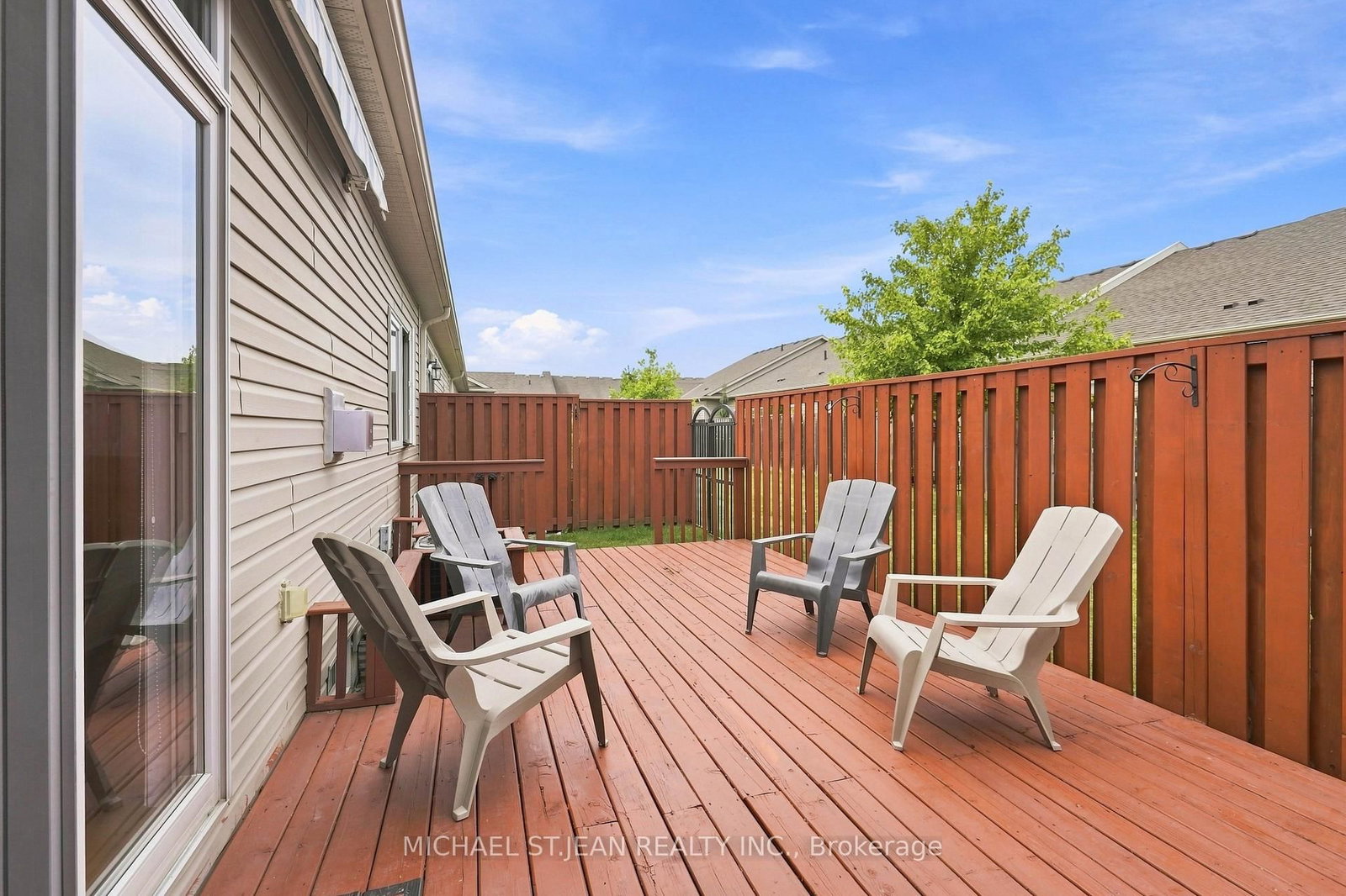 Listing Image 44