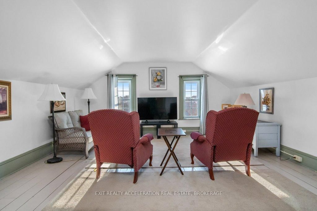 232 Dundas Street W • Greater Napanee, ON photo 32