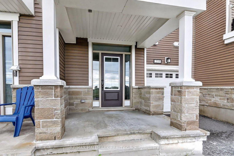 235 Hibernian Walk