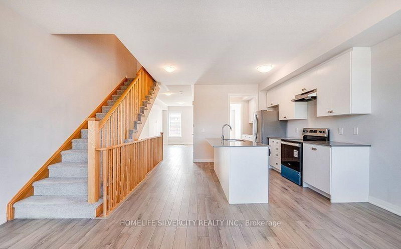 104 - 585 Colborne Street E