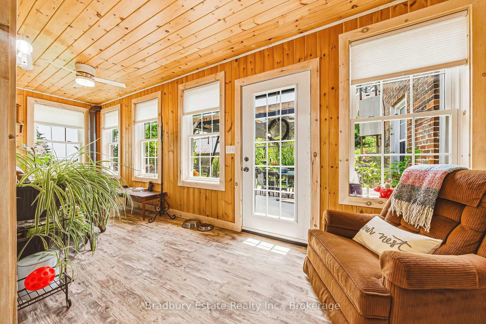 670 Mount Pleasant Road • Brant, ON photo 15