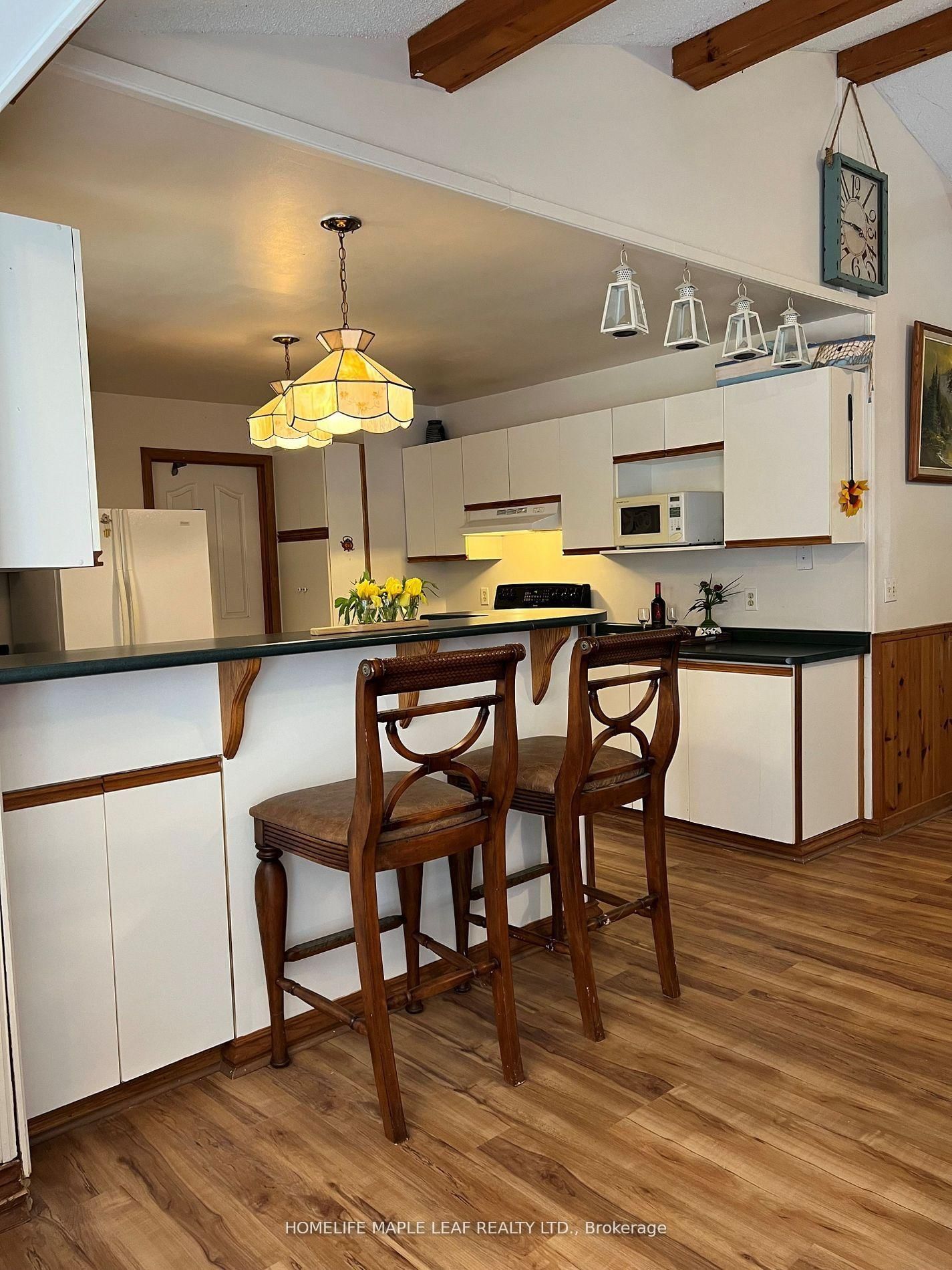 16431 Hwy 35 • Algonquin Highlands, ON photo 11