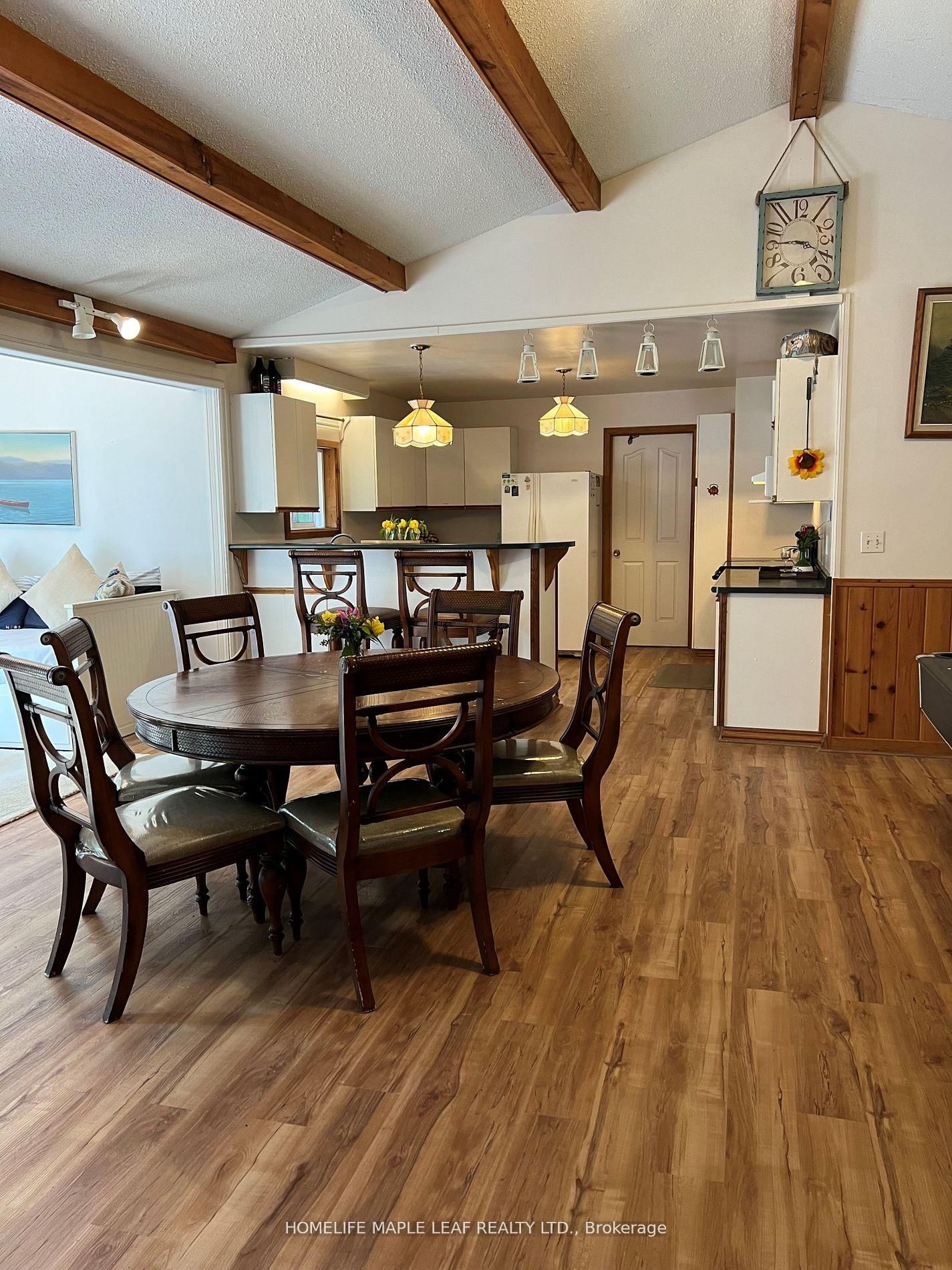 16431 Hwy 35 • Algonquin Highlands, ON photo 9