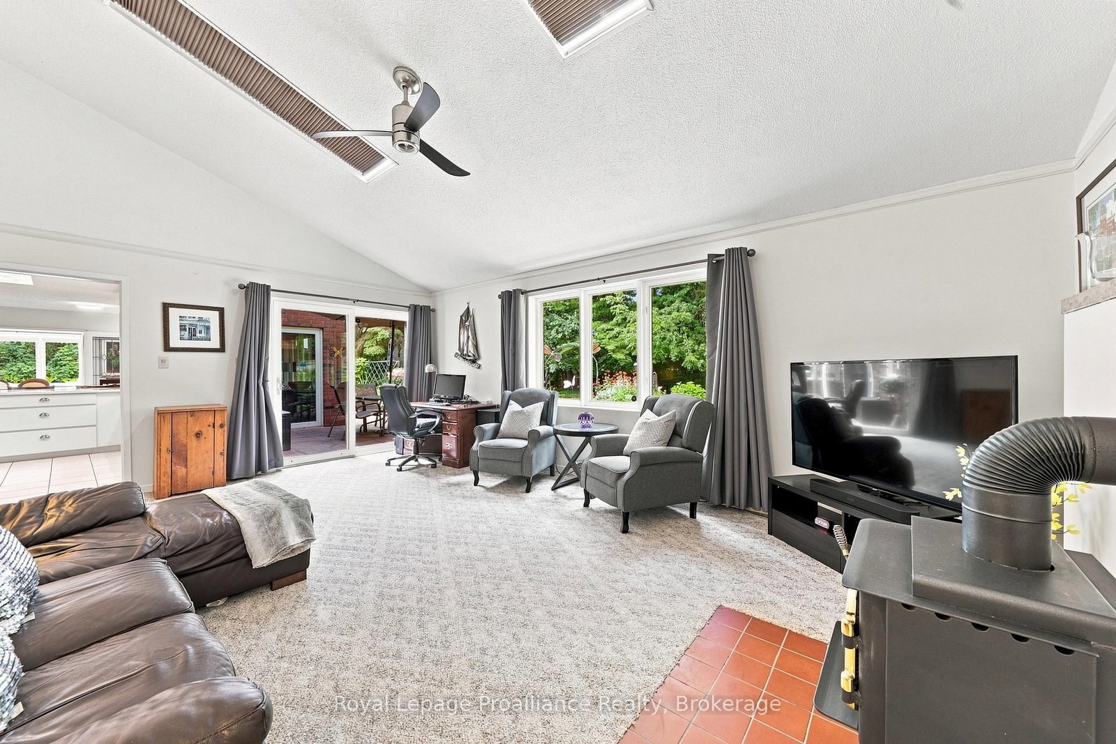 6 Mohawk Avenue • Brighton, ON photo 21