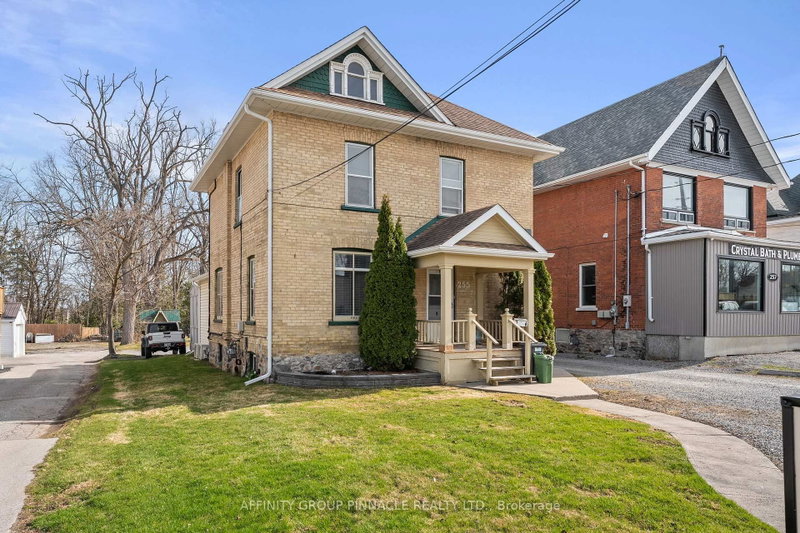 255 Kent St W photo 1