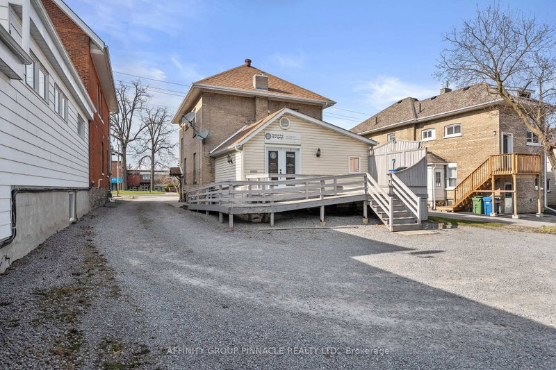 255 Kent St W photo 5