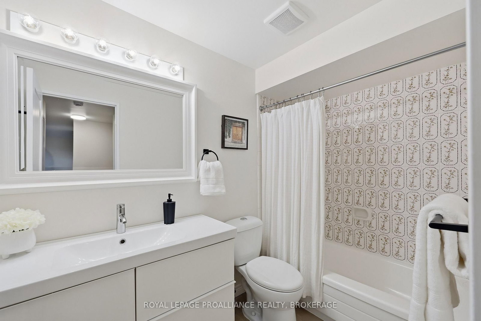 358 Queen Mary Road • #609 • Kingston, ON photo 34