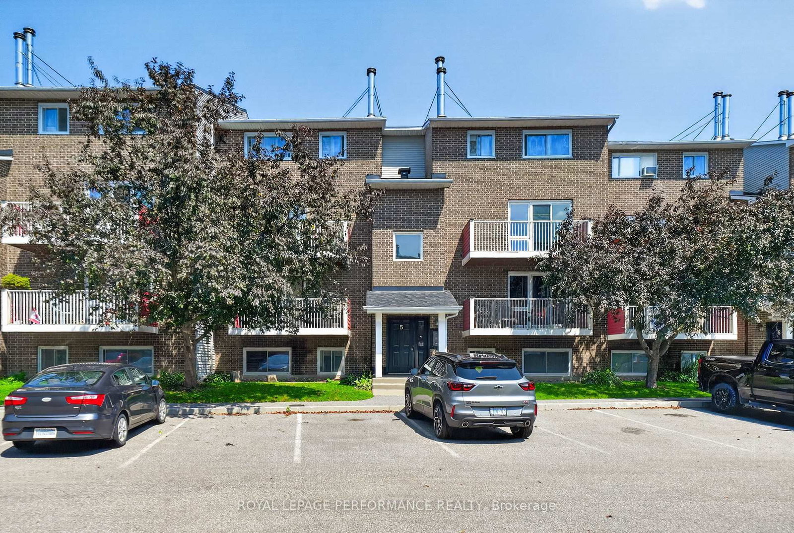 1589 St Bernard Street • #502 • Ottawa, ON photo 1