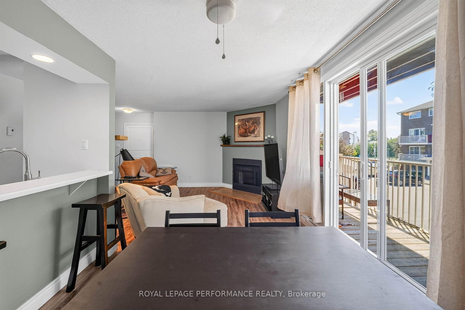 1589 St Bernard Street • #502 • Ottawa, ON photo 10