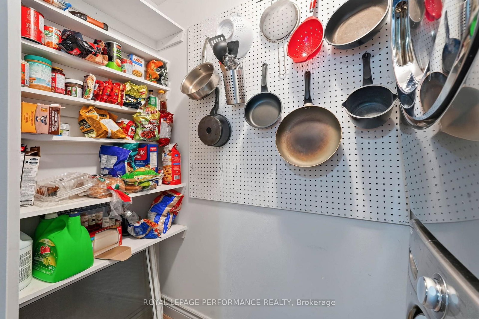 1589 St Bernard Street • #502 • Ottawa, ON photo 15