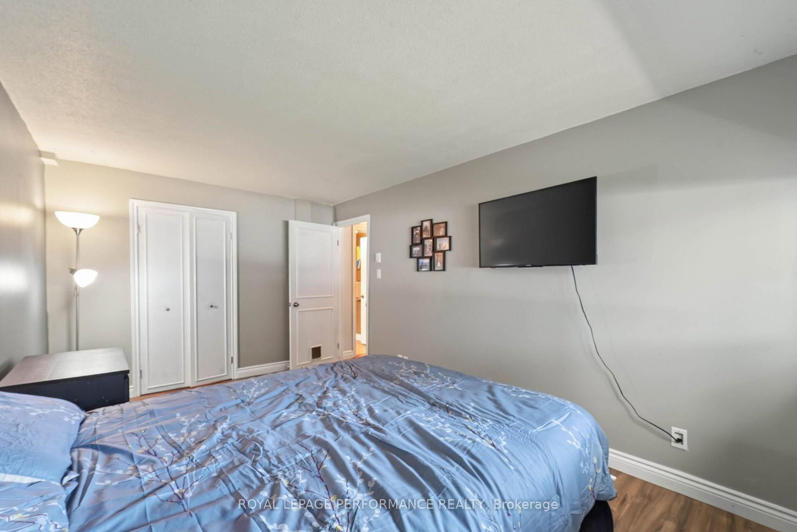 1589 St Bernard Street • #502 • Ottawa, ON photo 28