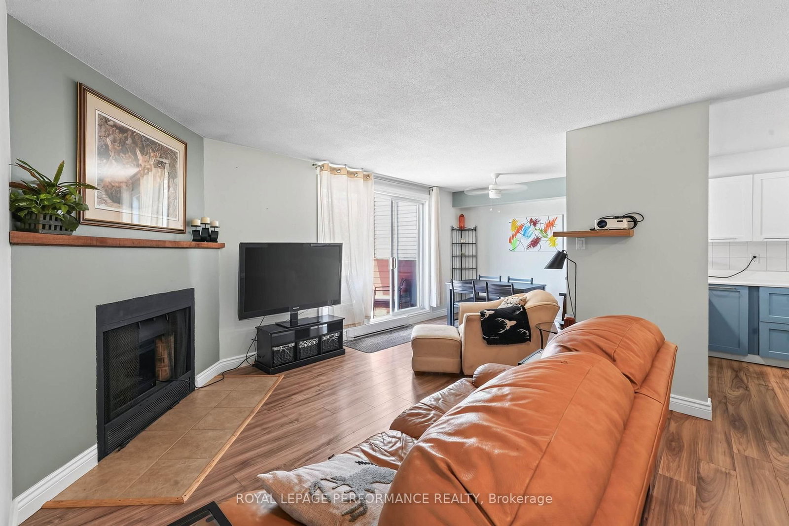 1589 St Bernard Street • #502 • Ottawa, ON photo 3