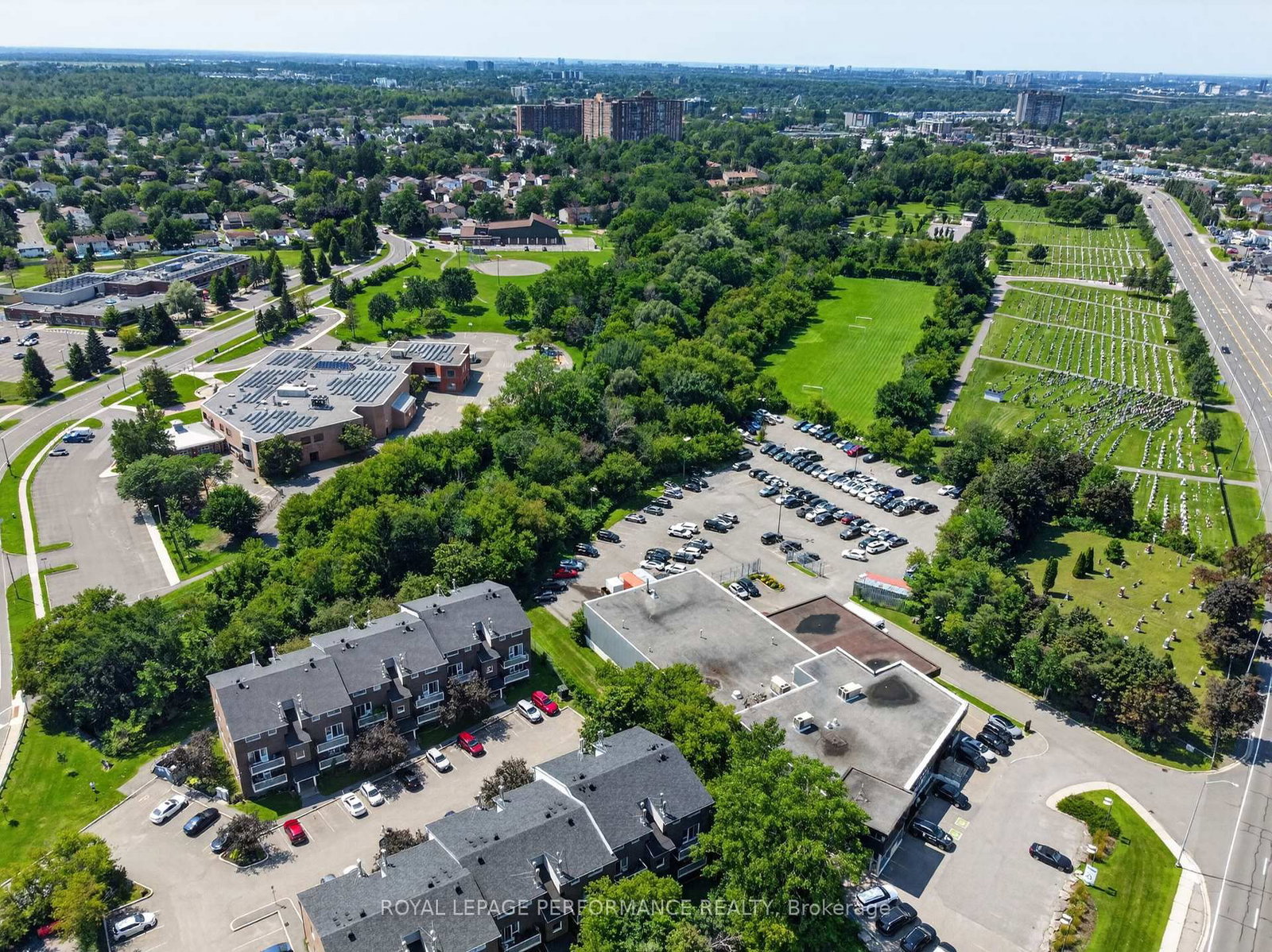 1589 St Bernard Street • #502 • Ottawa, ON photo 38