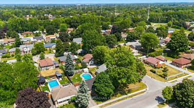 28 Tweedsmuir Avenue • London East, ON photo 2