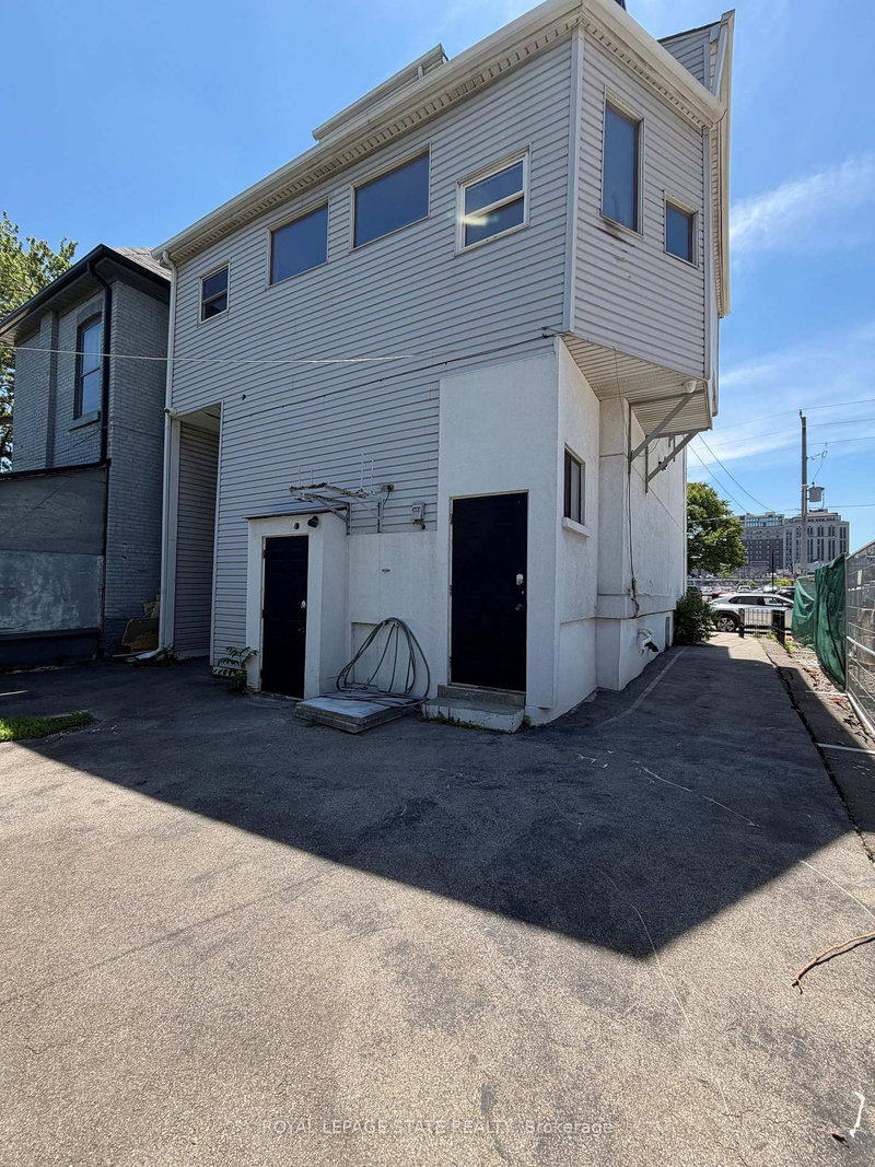 3 - 85 Wilson Street