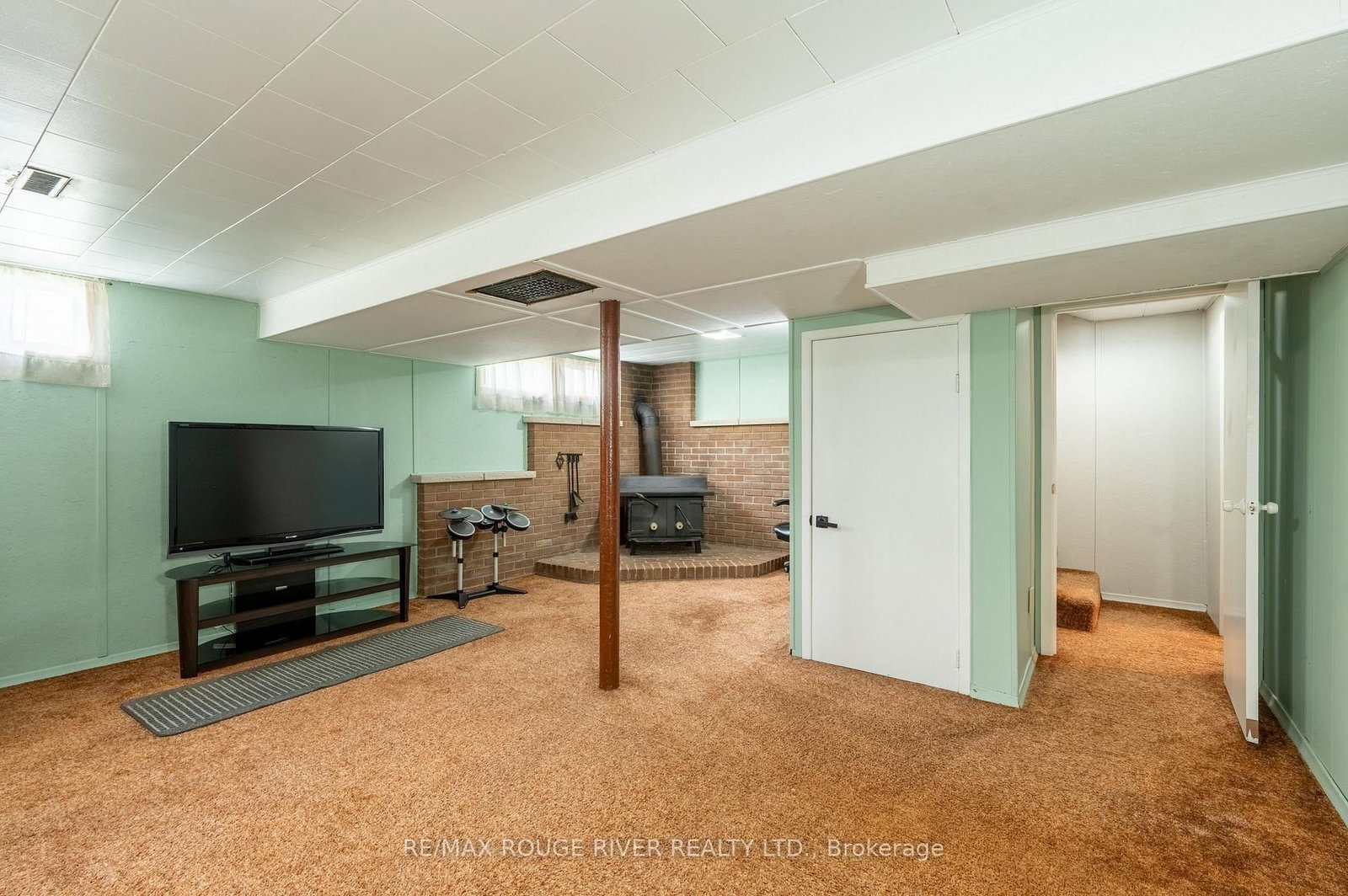 36 Kawartha Drive • Kawartha Lakes, ON photo 39