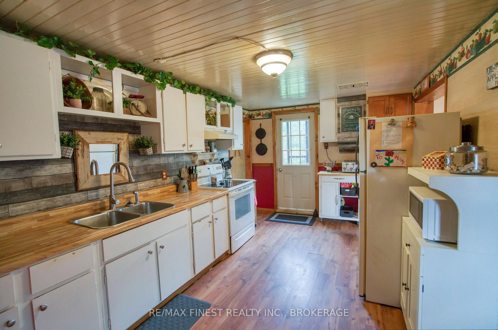 11621 Road 38 • Tichborne, ON photo 7