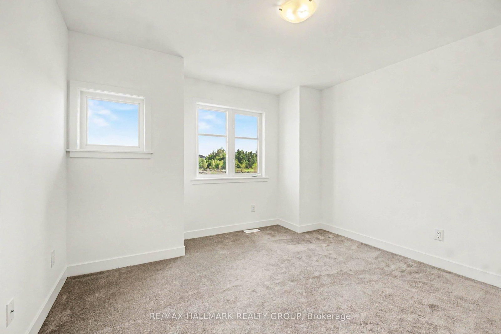 257 Joshua Street • Ottawa, ON photo 22