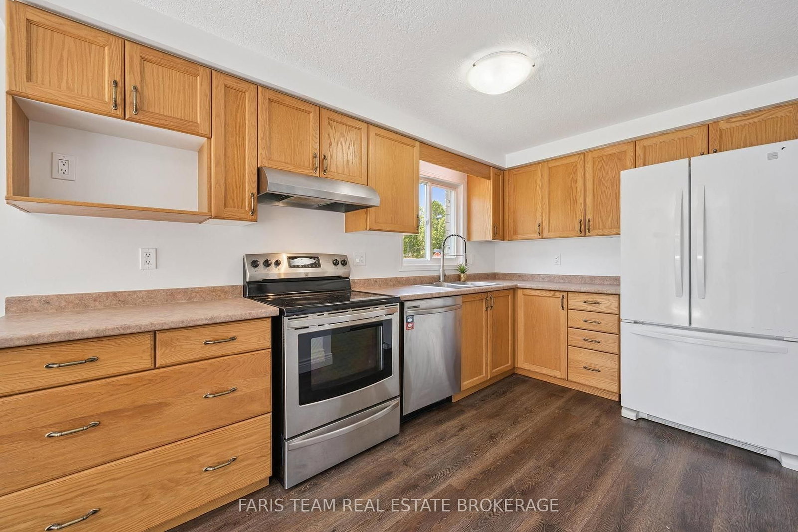 71 Peach Blossom Crescent • Kitchener, ON photo 10