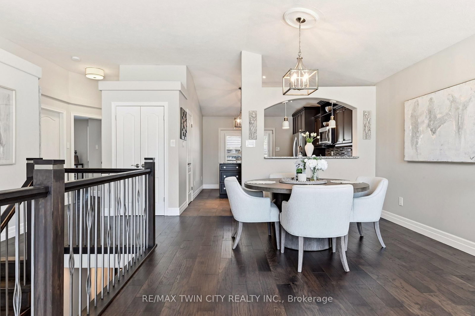 47 Deerpark Avenue • Brantford, ON photo 10