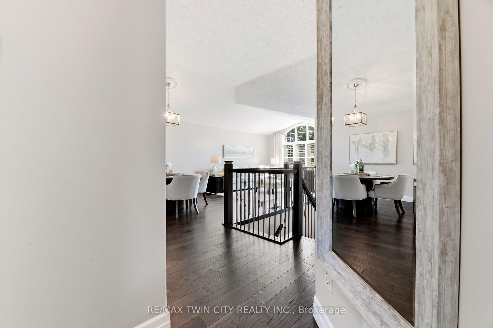 47 Deerpark Avenue • Brantford, ON photo 15