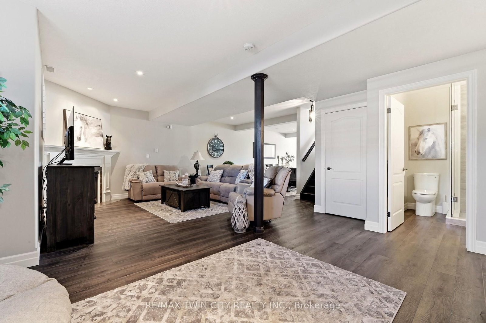 47 Deerpark Avenue • Brantford, ON photo 23