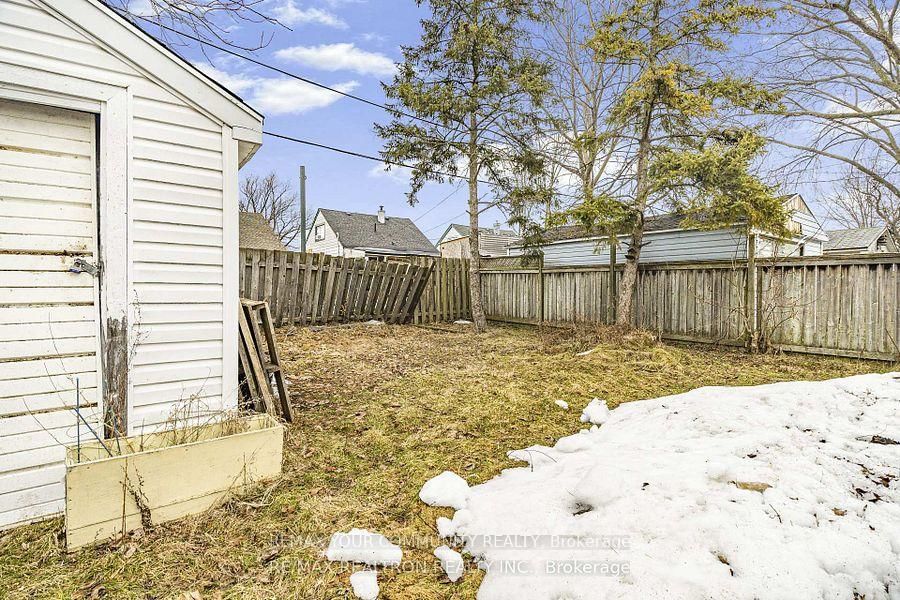 Listing Image 22