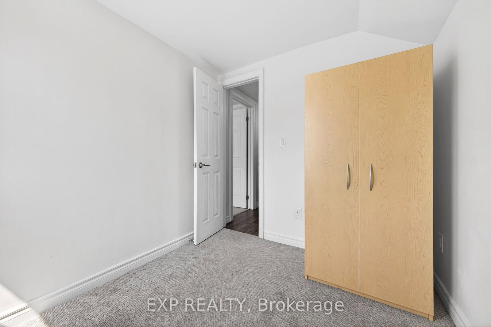 6564 LEVEL Avenue • Niagara Falls, ON photo 21
