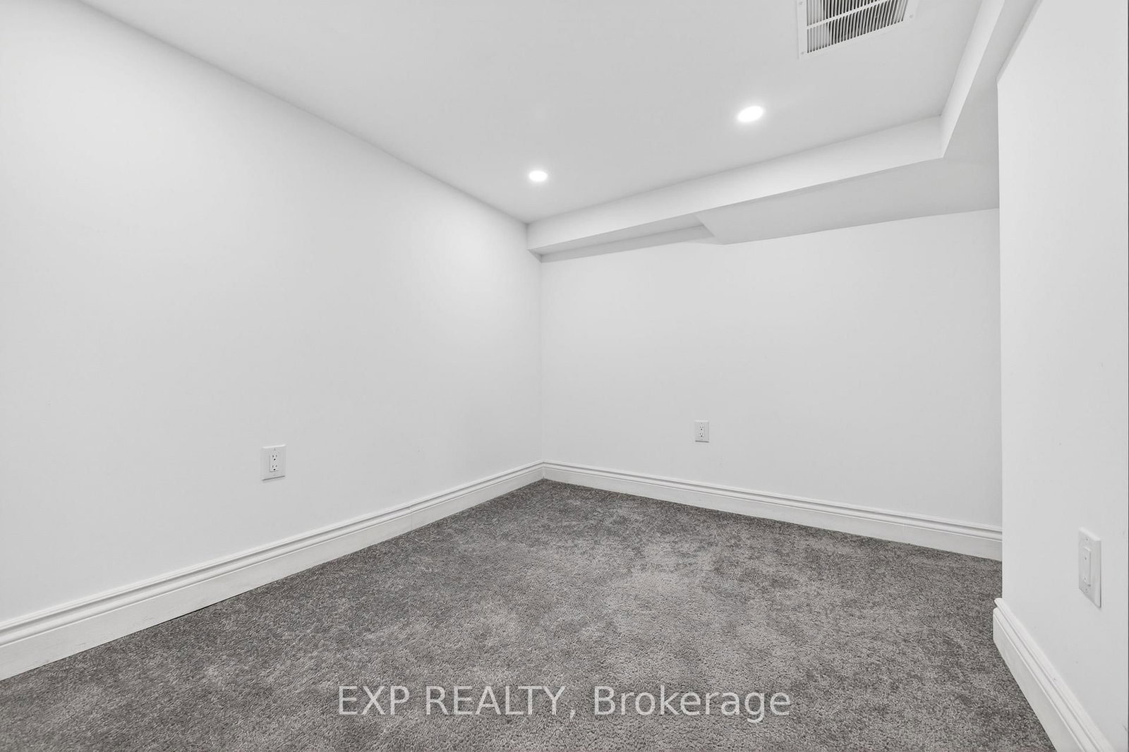 6564 LEVEL Avenue • Niagara Falls, ON photo 36