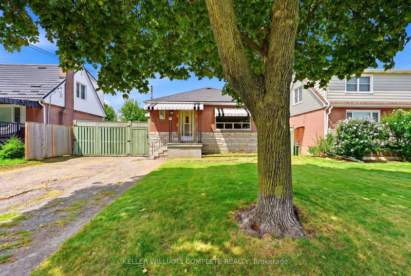 6 Seven Oaks Drive