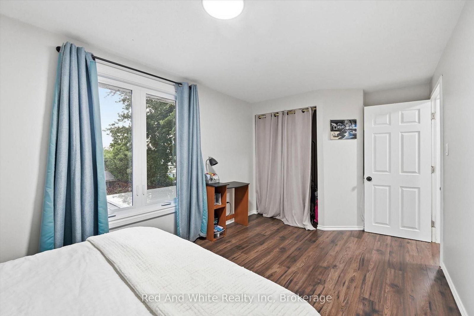 450 East 42nd Street • Hamilton, ON photo 26