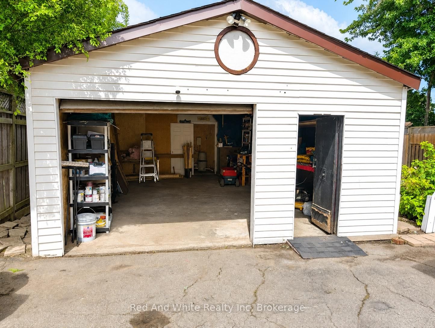 450 East 42nd Street • Hamilton, ON photo 39