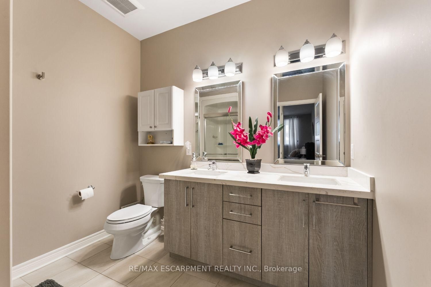 60 Andrew Lane • Thorold, ON photo 21