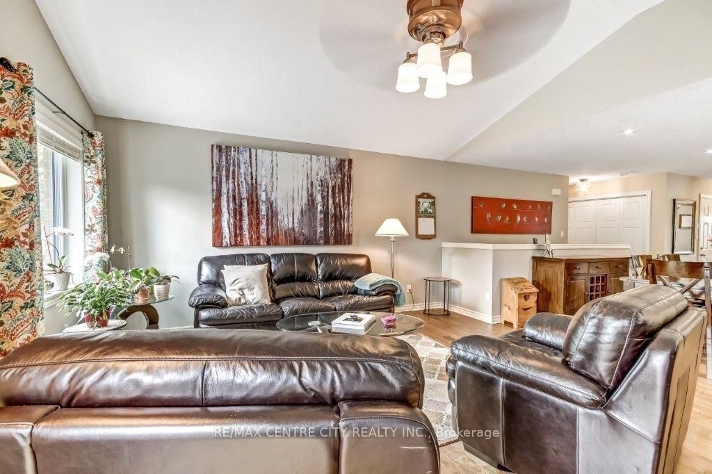 67 Peach Tree Boulevard • St. Thomas, ON photo 11
