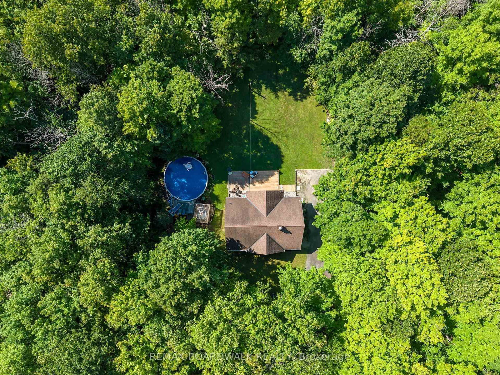 502 Tennyson Road • Perth, ON photo 38