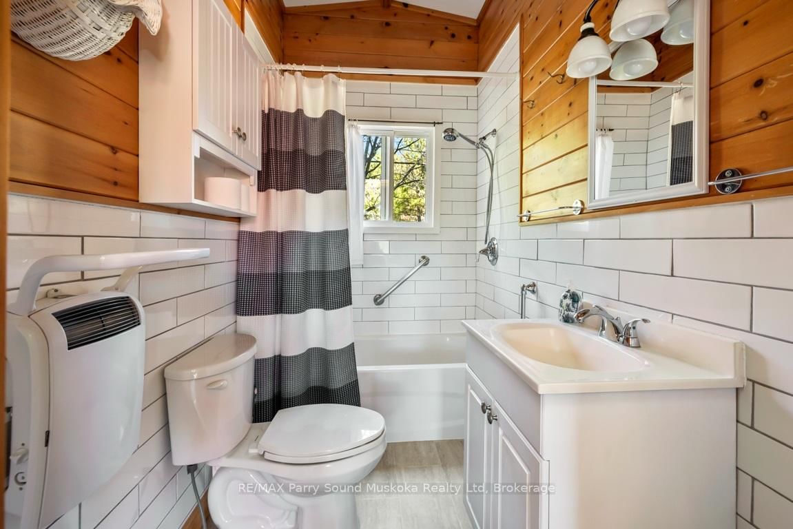 111 NORTH SHORE Road • #3 • The Archipelago, ON photo 17