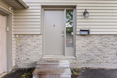 1588 Aldersbrook Road • London North, ON photo 4
