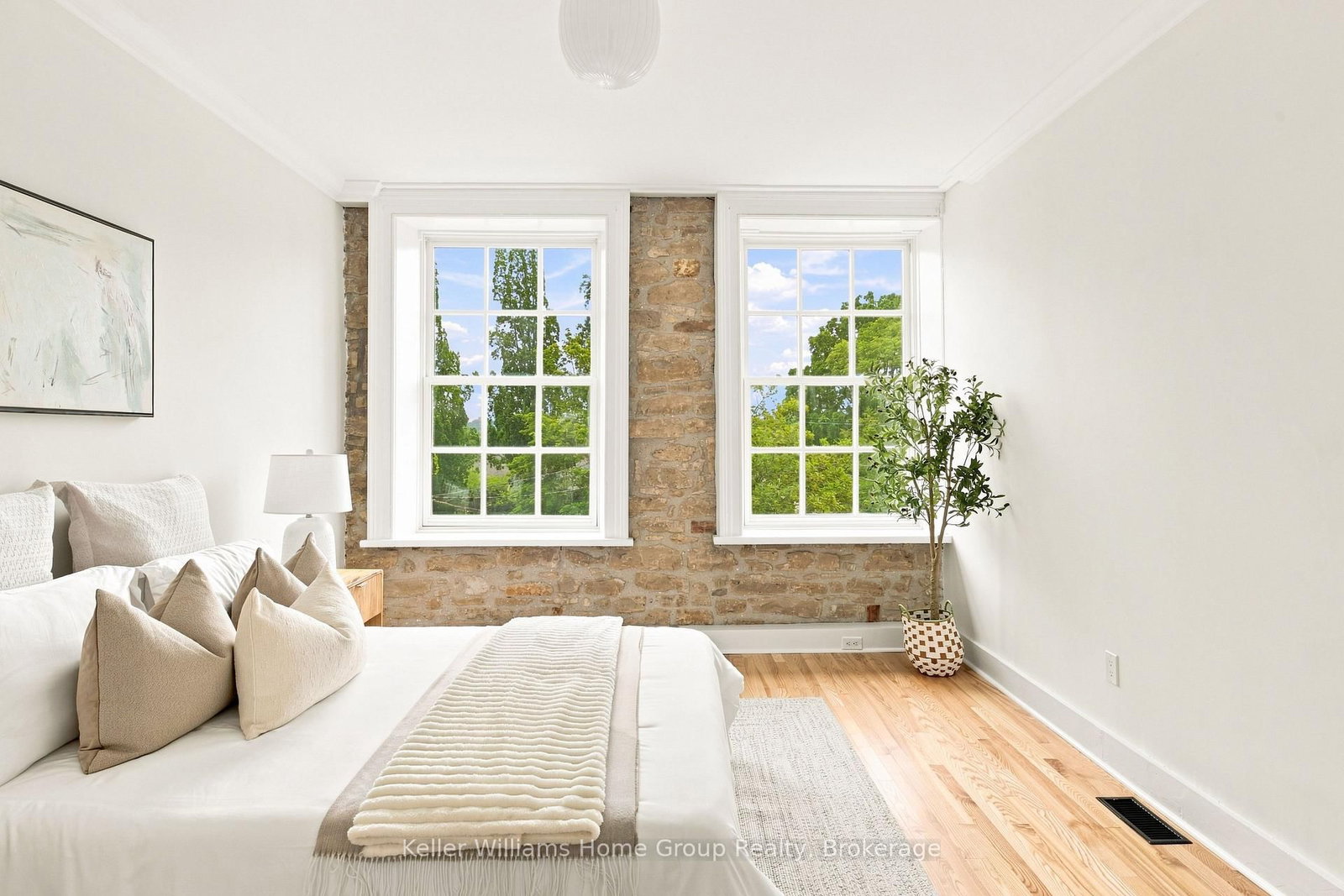 7 Waterloo Avenue • Guelph, ON photo 30