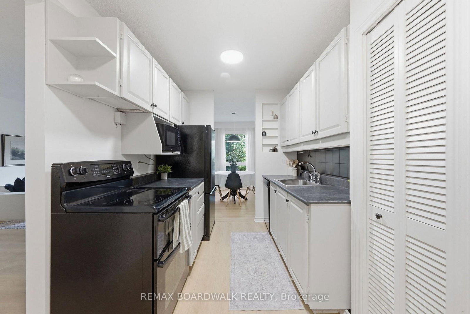 314 Stone Quarry Private • #14 • Ottawa, ON photo 12