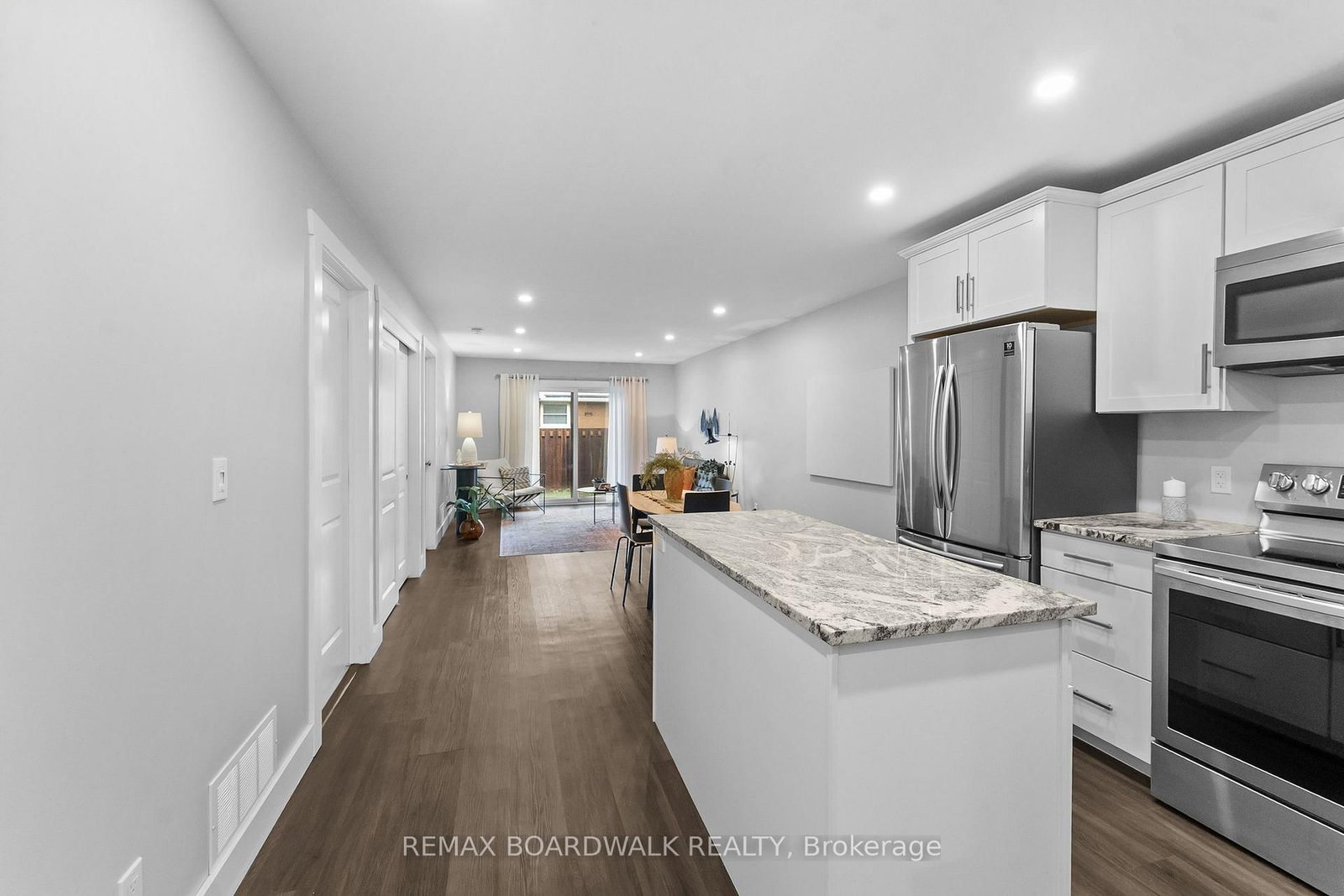 32 David Street • #B • Edwardsburgh/Cardinal, ON photo 13