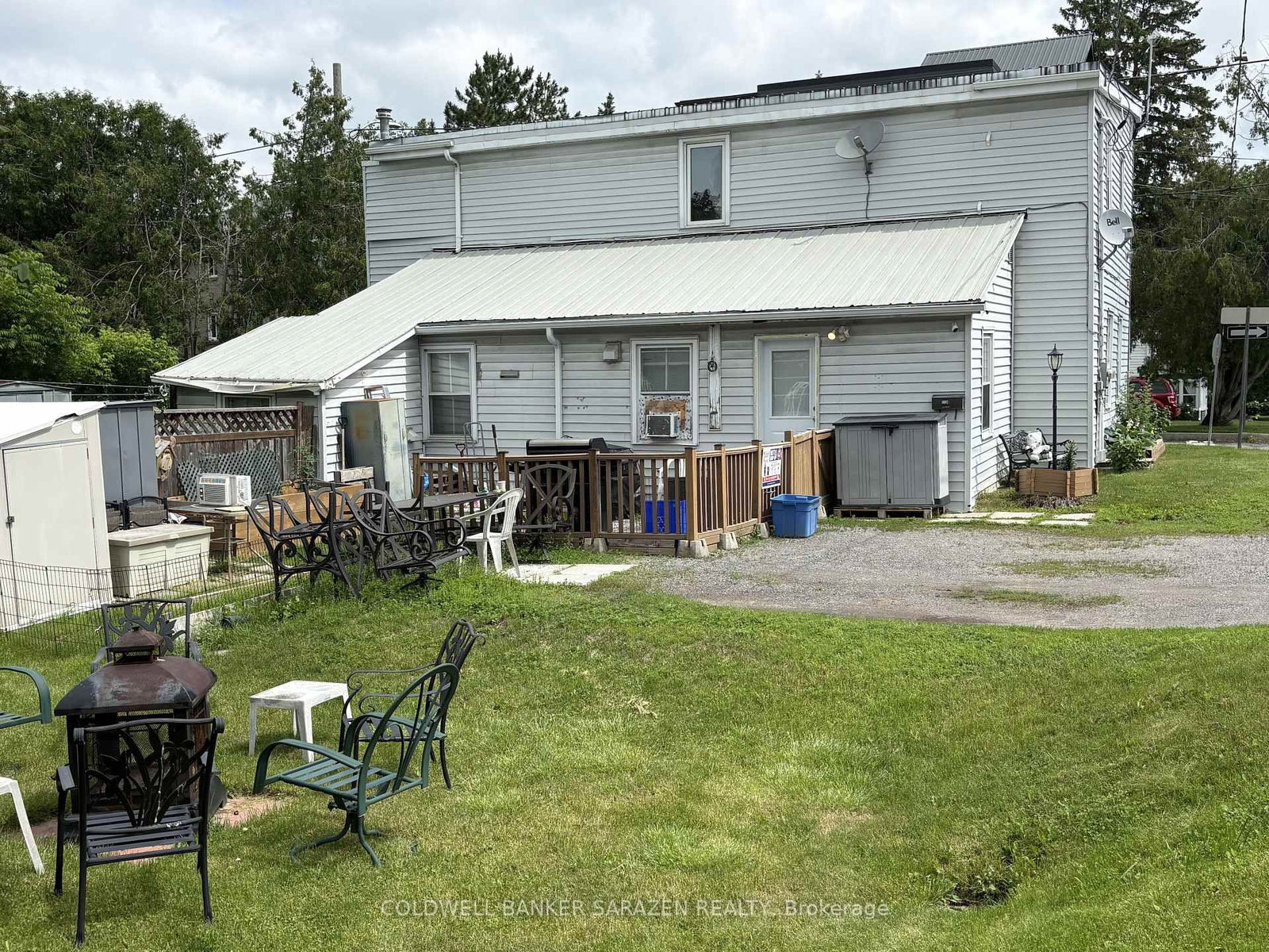 19 & 21 Rock Lane E • Arnprior, ON photo 3